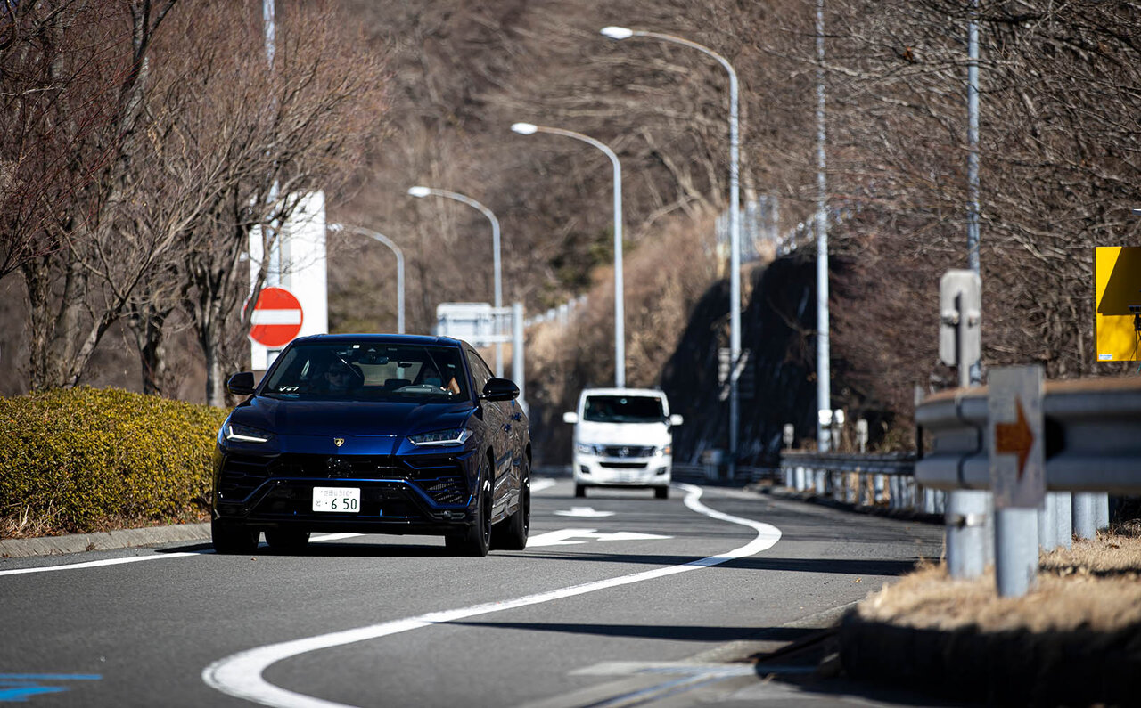SUVのひとつの究極──ランボルギーニ ウルスに試乗｜Lamborghini