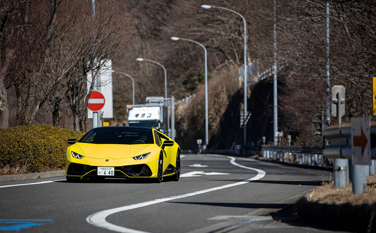 ランボルギーニ ウラカンEVOに試乗──オーバー3千万円に見合った走りが堪能できる｜Lamborghini