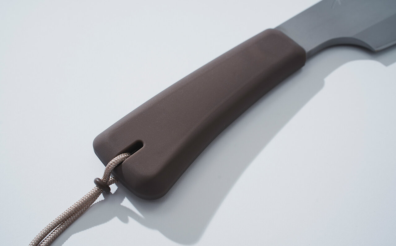 より細かな作業や持ち運びに。熊野亘氏がデザインした鉈がコンパクトサイズに｜Nicetime Mountain Gallery