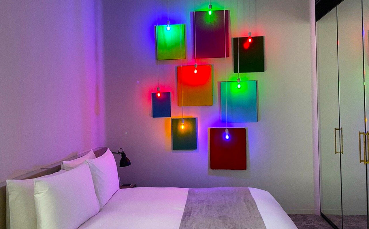 群馬・前橋のARTデスティネーション「白井屋ホテル」が、極上の睡眠体験を提案｜TRAVEL