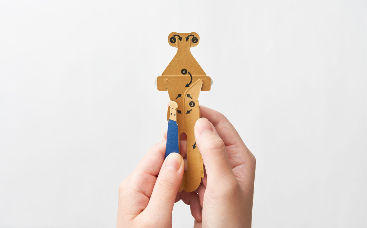 「iF DESIGN AWARD 2022」受賞。どこまでも環境にやさしい、世界初の「紙カミソリⓇ」|貝印