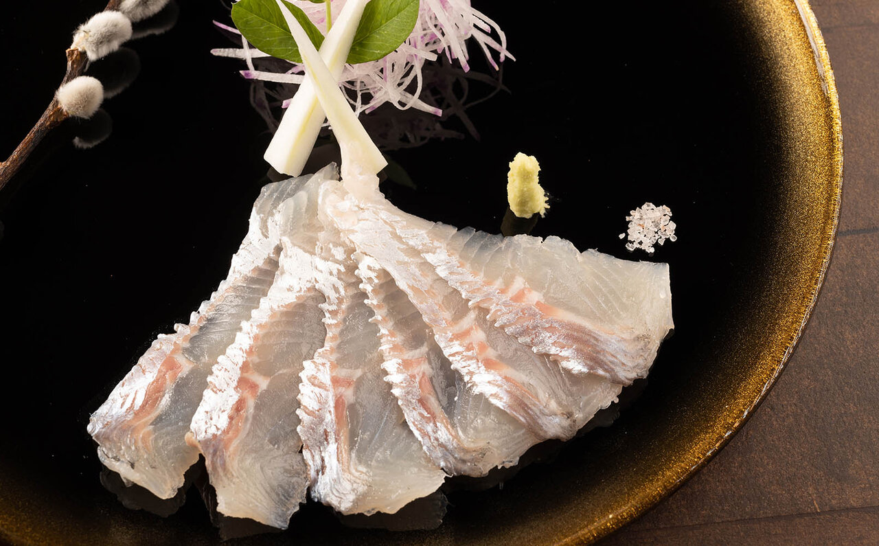 日本酒LOVER必見! 復活酒蔵併設の個性派宿で一夜を過ごす、唯一無二の体験「BYAKU Narai」|TRAVEL