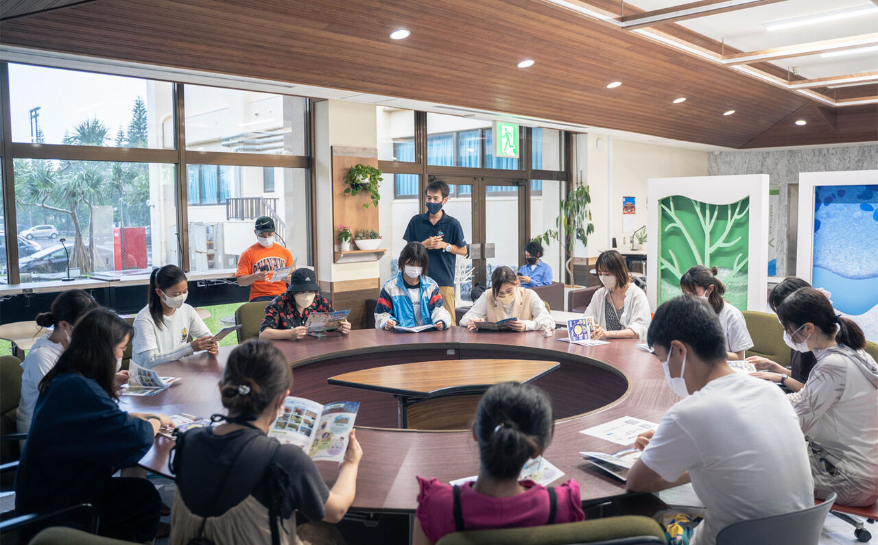 サンゴの村で地球の未来を考える、サンゴの植え付け体験｜サスティナブルオキナワ