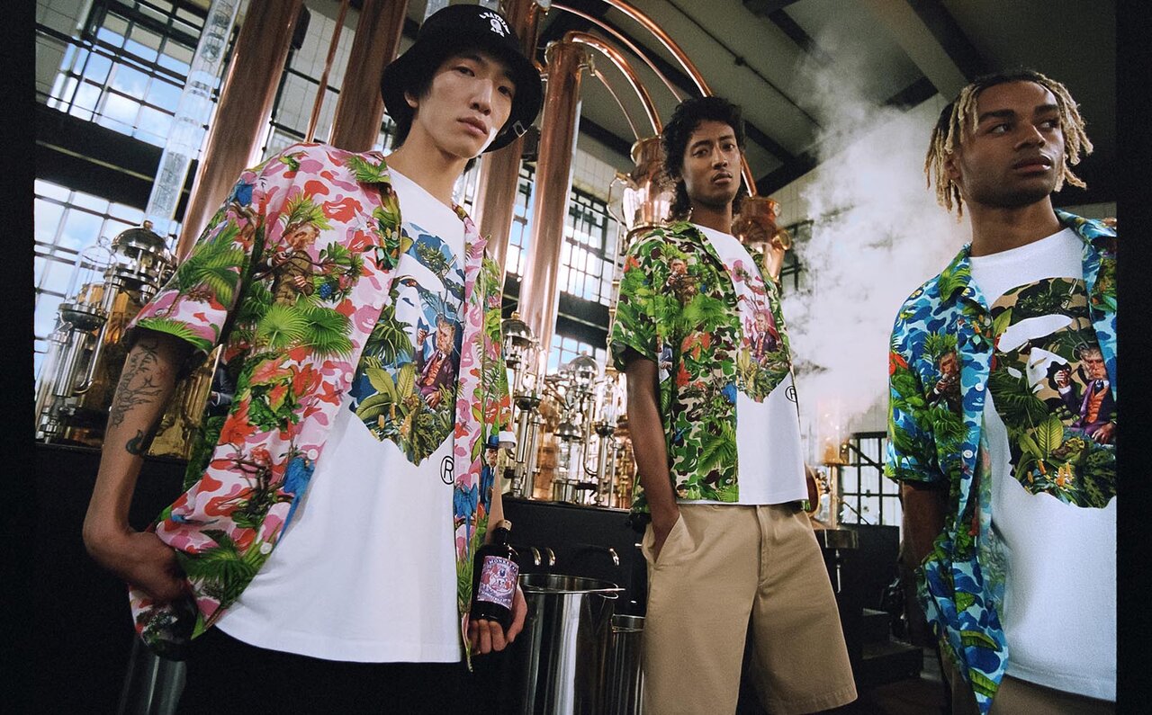 BAPE®のカモフラージュ柄とMONKEY 47オリジナルのジャングルプリントが重なる特別なデザインボトル|MONKEY 47