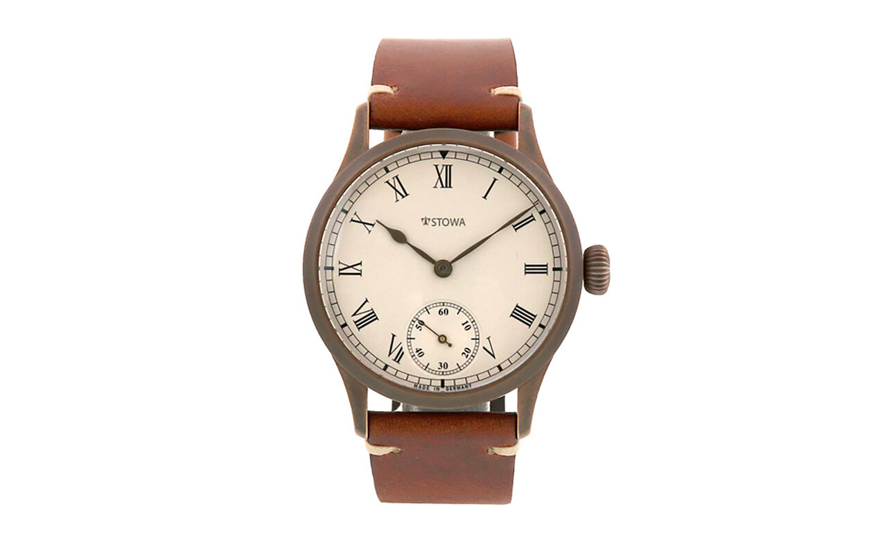 エイジングを楽しめる、清楚な大人顔のブロンズケースモデル｜STOWA