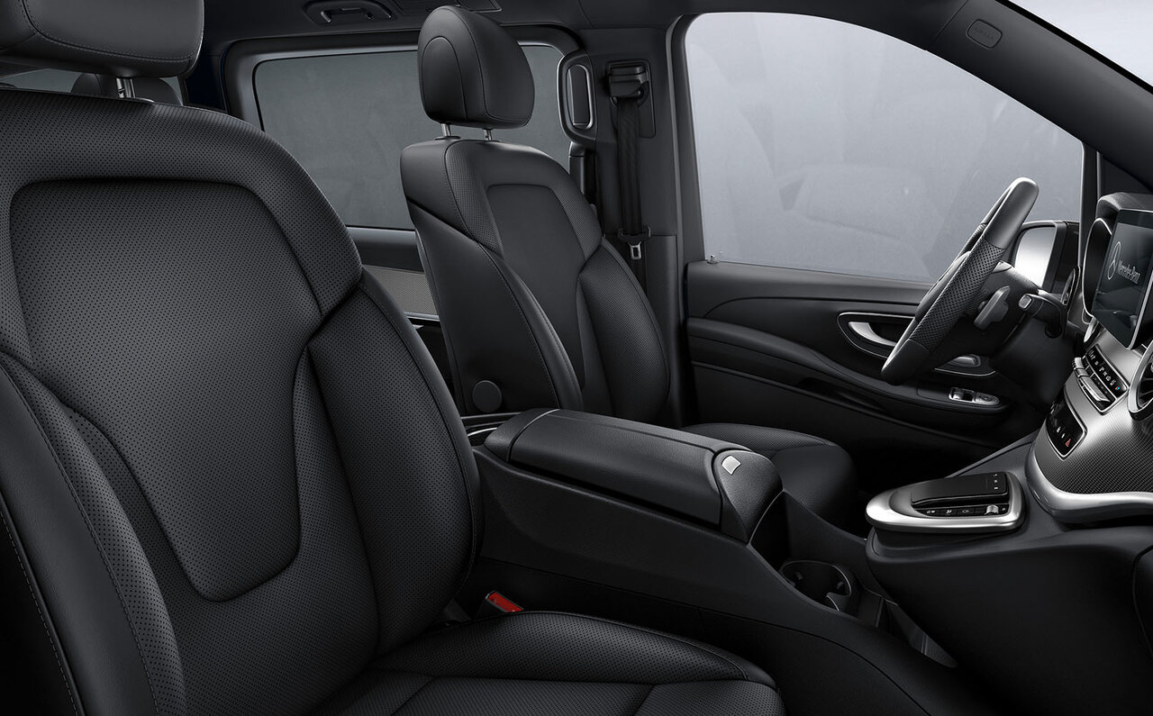 ブラックのアクセントがスタイリッシュなVクラスの最上位グレードが登場｜Mercedes Benz