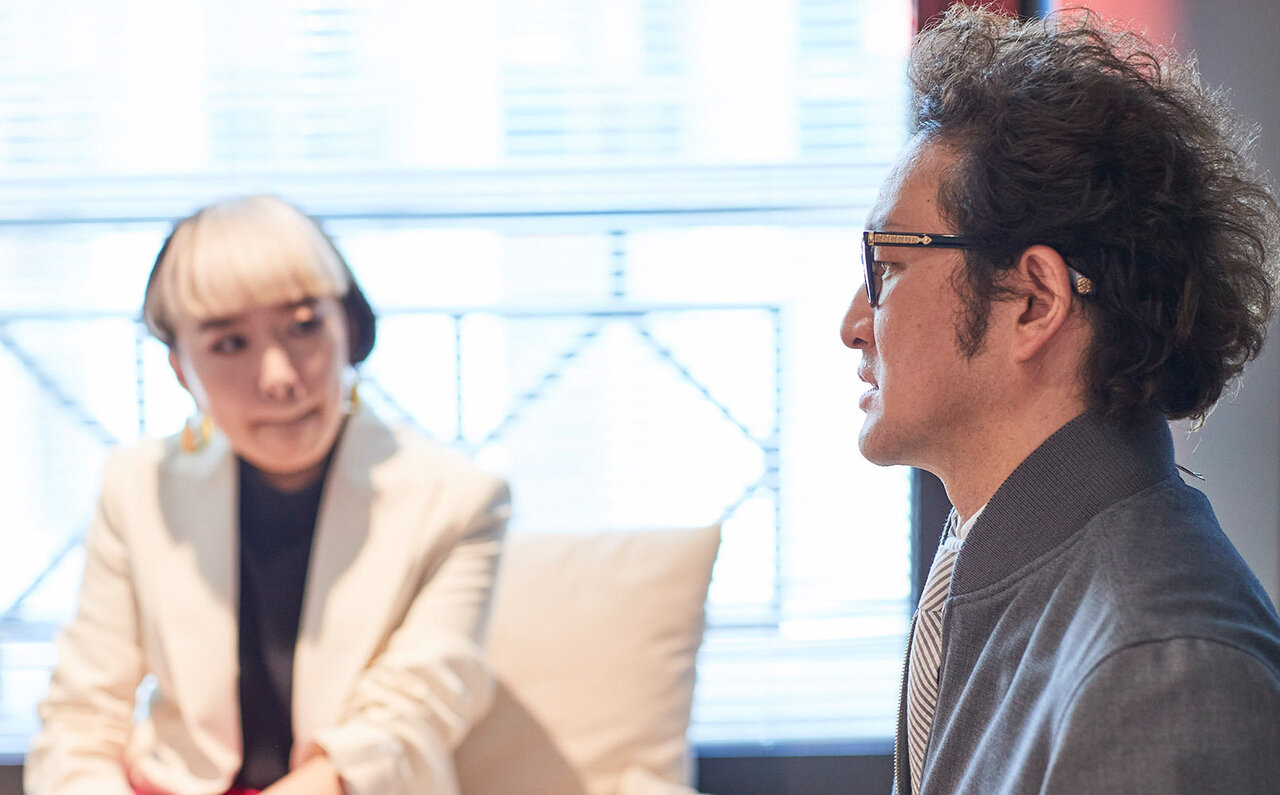 「安全運転でコーヒーがもらえるって、なんか嬉しいね」中村獅童が共感した新しい自動車保険|イーデザイン損保『&e(アンディー)』