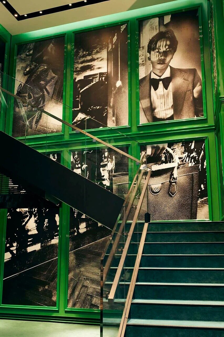 現代日本における男性の在り方とは。「浅間国際フォトフェスティバル2022 PHOTO MIYOTA」｜GUCCI