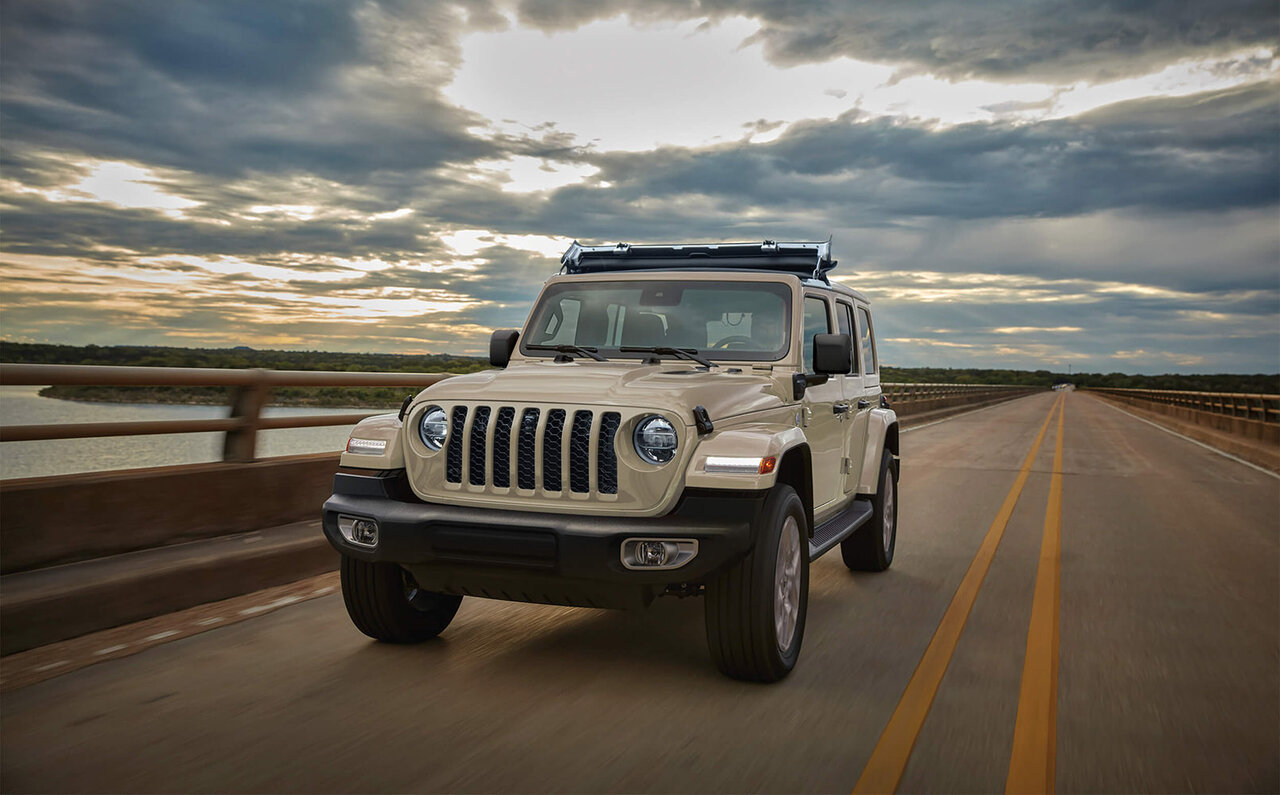 ジープ ラングラーに開放感たっぷりの特別仕様車｜Jeep®