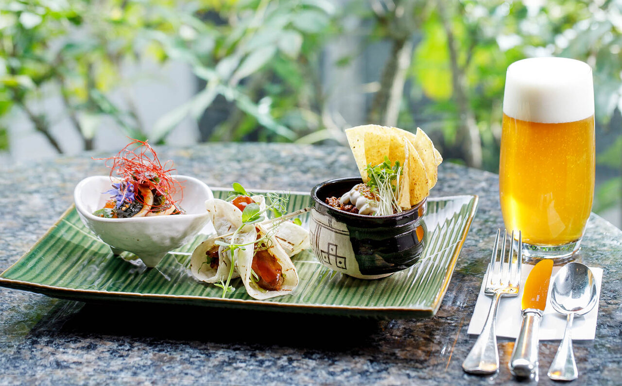 オリジナルビールのフリーフローをお得に楽しむ、パーク ハイアット 東京の夏の風物詩が2年ぶりに復活｜PARK HYATT TOKYO