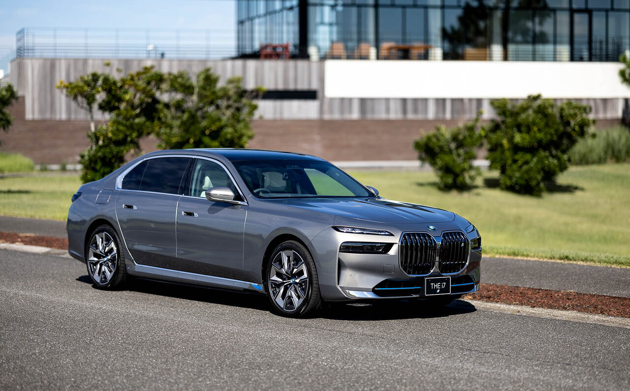 歌舞伎俳優 中村獅童が語る、新たなる時代を創造するラグジュアリーセダンBMW i7の魅力|BMW