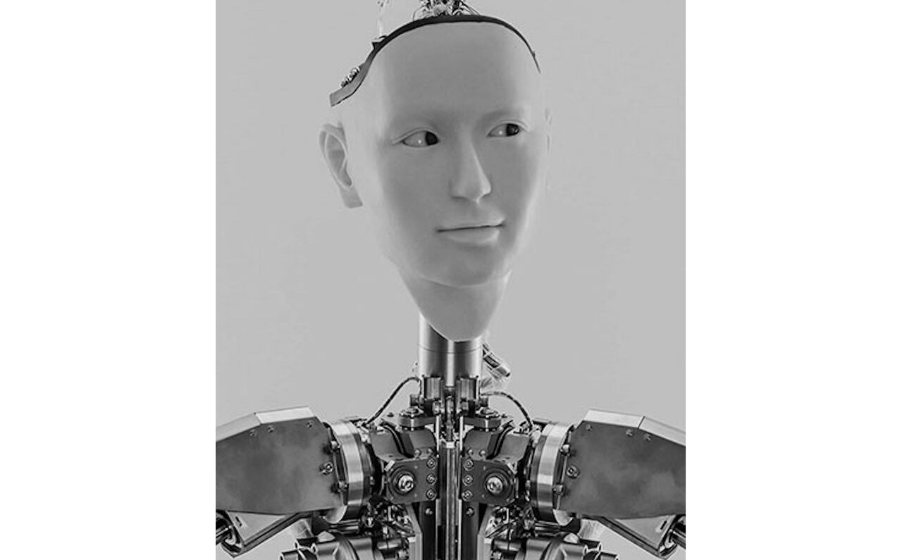 人間とアンドロイドの共存をカルチャーの拠点「渋谷」から発信。渋谷慶一郎の新作MV 『BORDERLINE(ボーダーライン)』が公開｜MUSIC