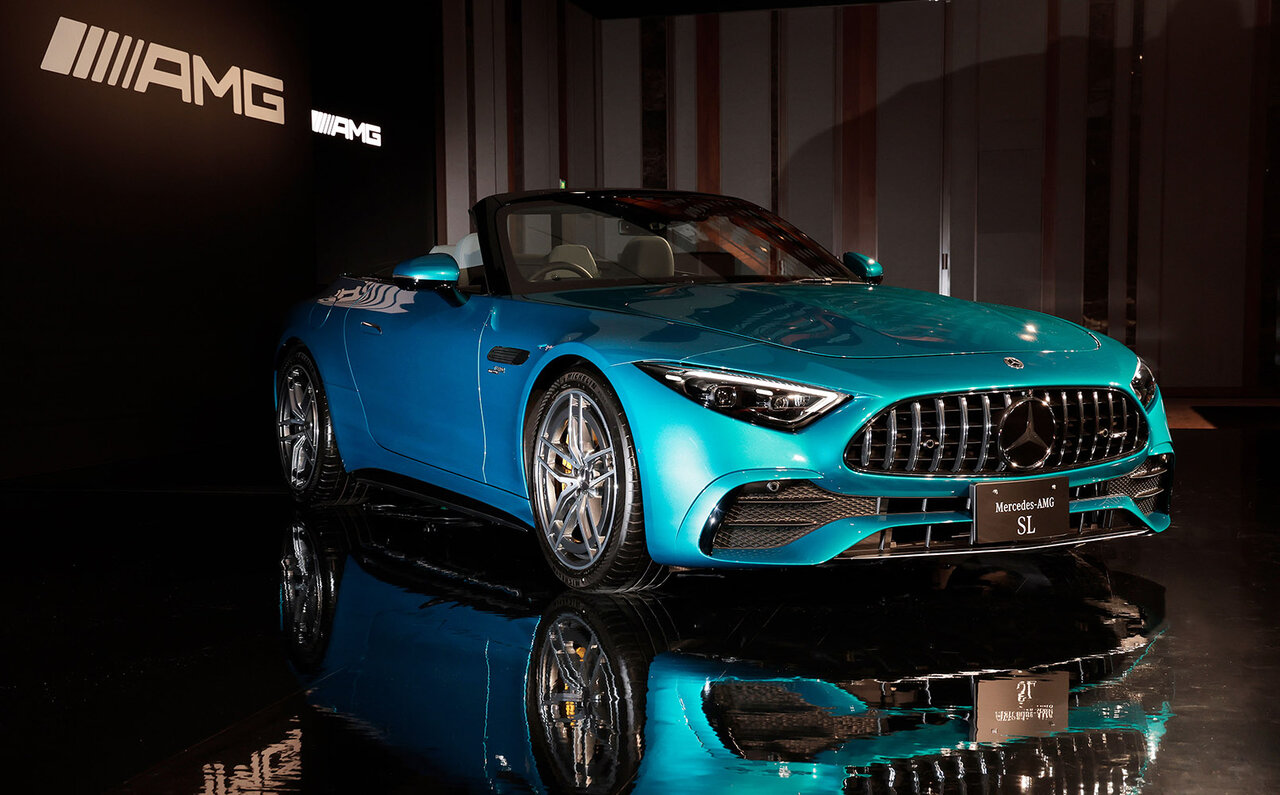 新型SLがジャパンプレミア──F1由来の直列4気筒ターボエンジンを搭載｜Mercedes Benz
