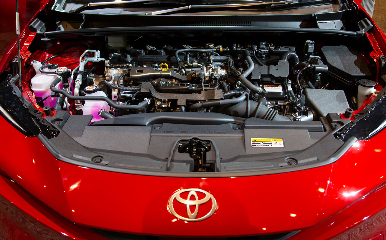 ５代目プリウスが世界デビュー──「コモディティ」ではなく「愛されるクルマ」を目指して