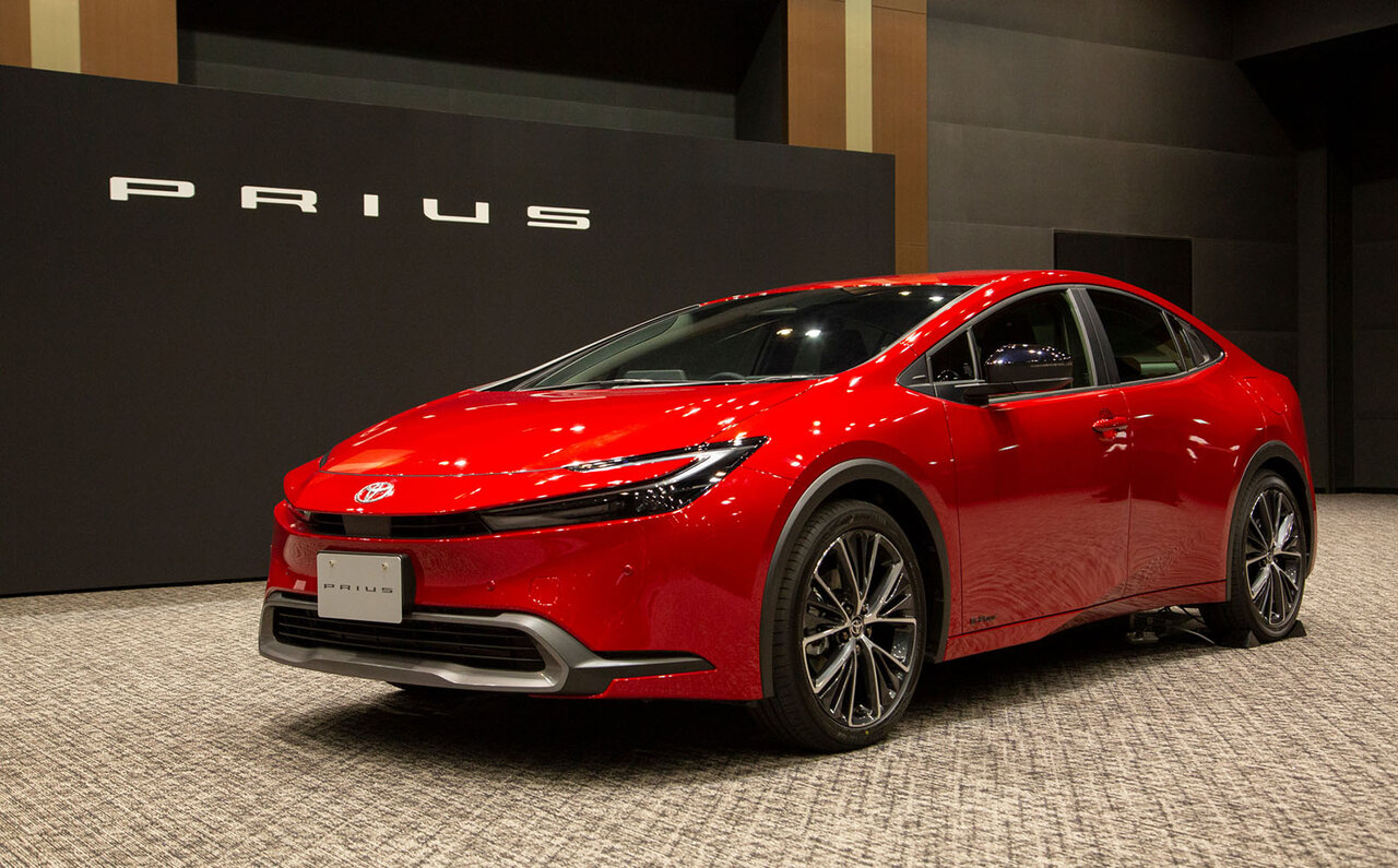 ５代目プリウスが世界デビュー──「コモディティ」ではなく「愛されるクルマ」を目指して