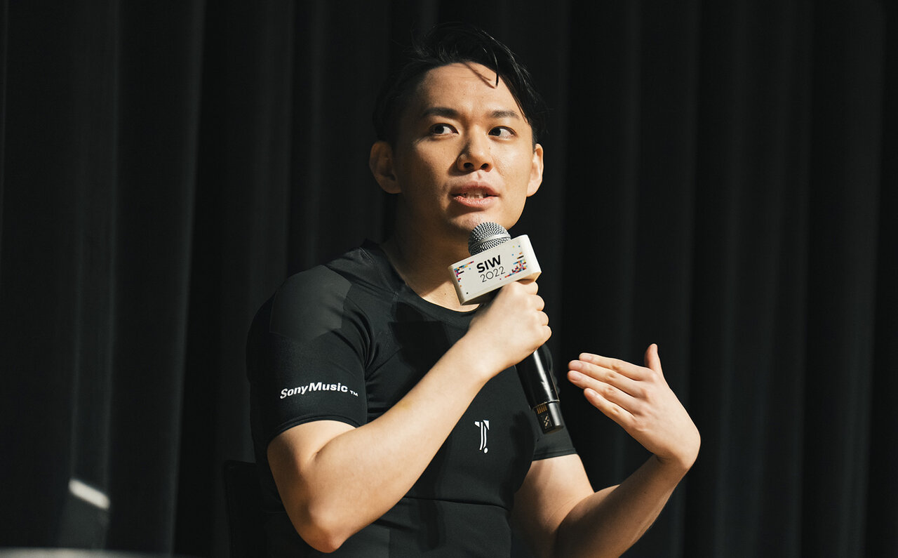 「新しいい未来」とは?鋭い発言が飛び交う予定調和なしの自由放談!|LOUNGE