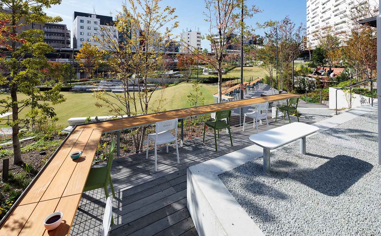 「大阪」の人情下町テーマパーク。そして浪速キュイジーヌで食い倒れ!|TRAVEL