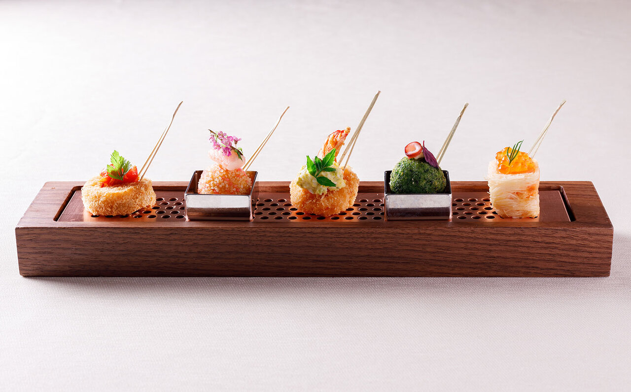 「大阪」の人情下町テーマパーク。そして浪速キュイジーヌで食い倒れ!|TRAVEL