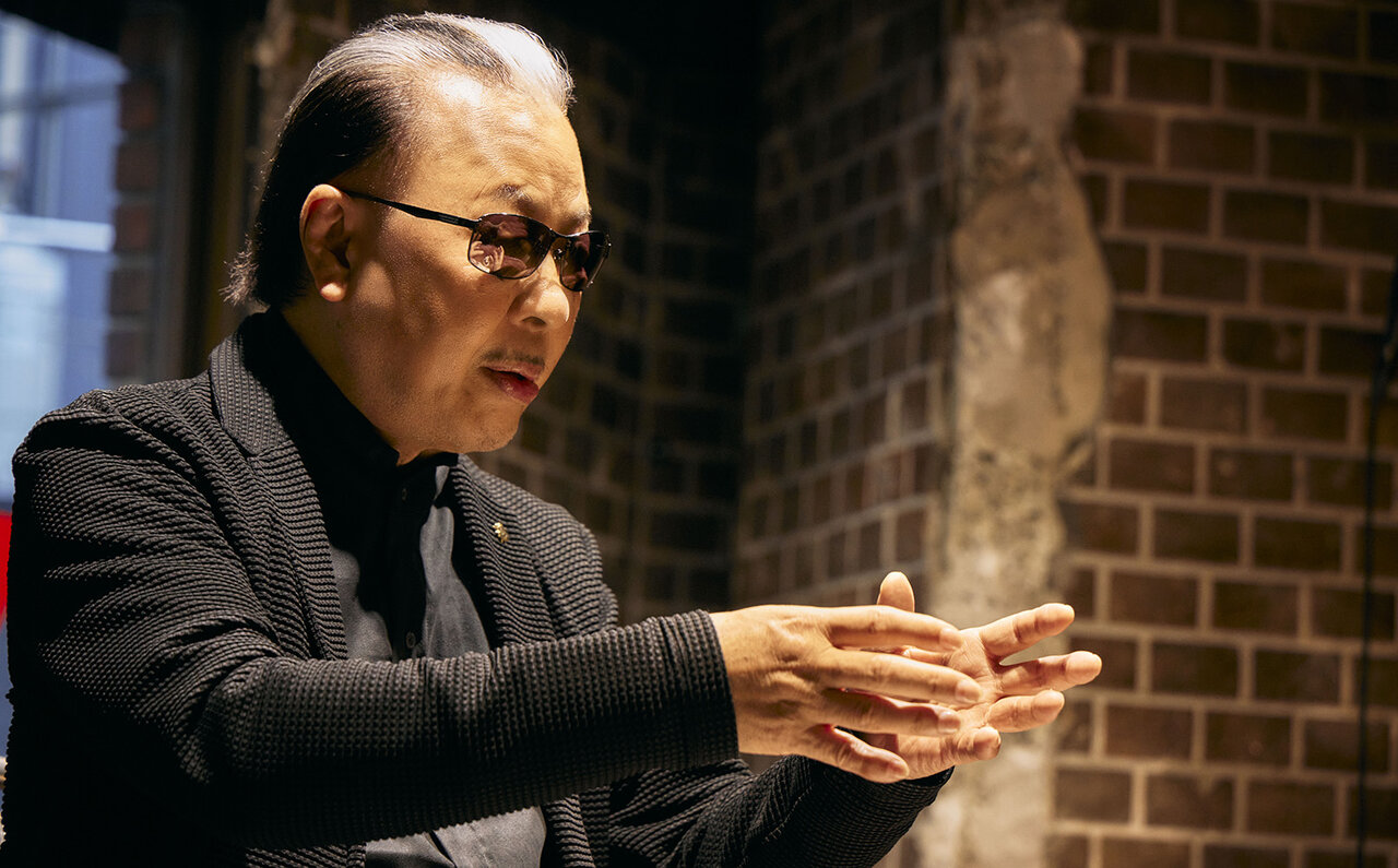 マジックに魅せられ60年。超魔術師Mr.マリックの人生|INTERVIEW