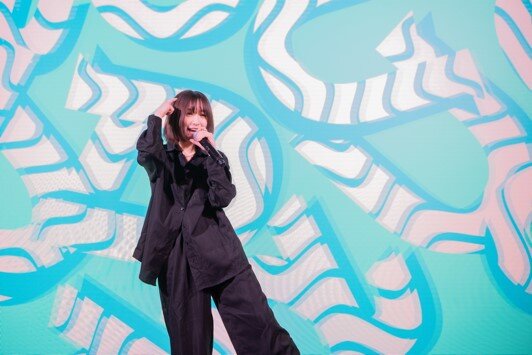 KDDIが仕掛ける、リアルとバーチャルが融合した未来とは？｜KDDI