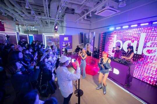 KDDIが仕掛ける、リアルとバーチャルが融合した未来とは？｜KDDI