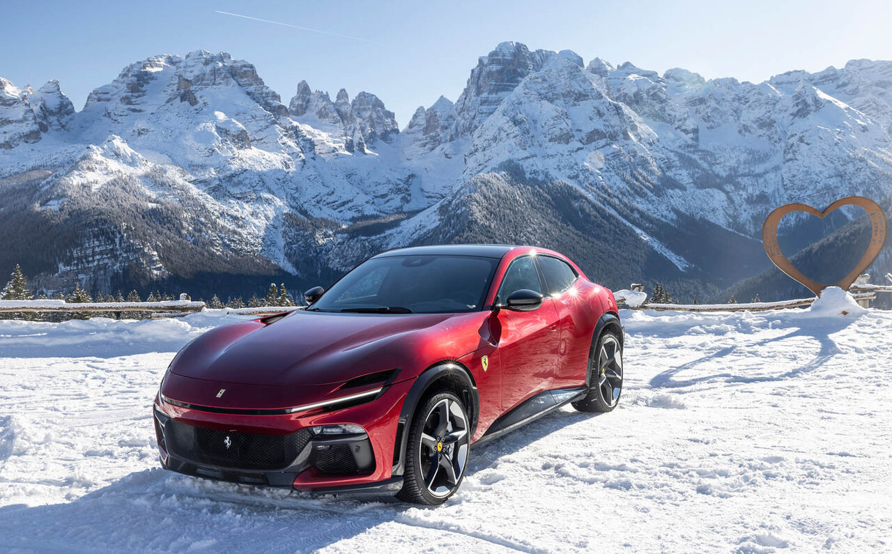 フェラーリプロサングエに北イタリアで試乗──快適性と多用途性を兼ね備えたオールラウンドスーパーカー|Ferrari
