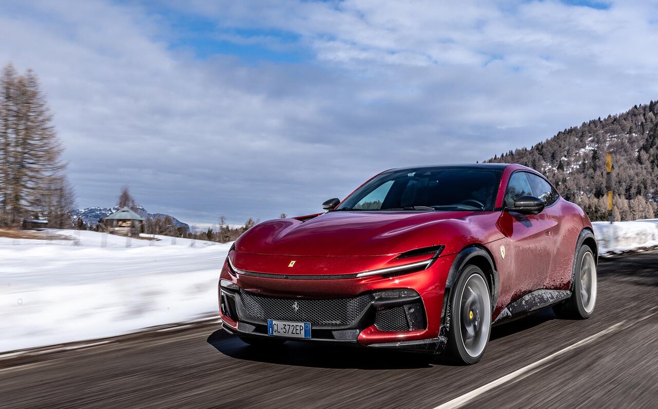 フェラーリプロサングエに北イタリアで試乗──快適性と多用途性を兼ね備えたオールラウンドスーパーカー｜Ferrari