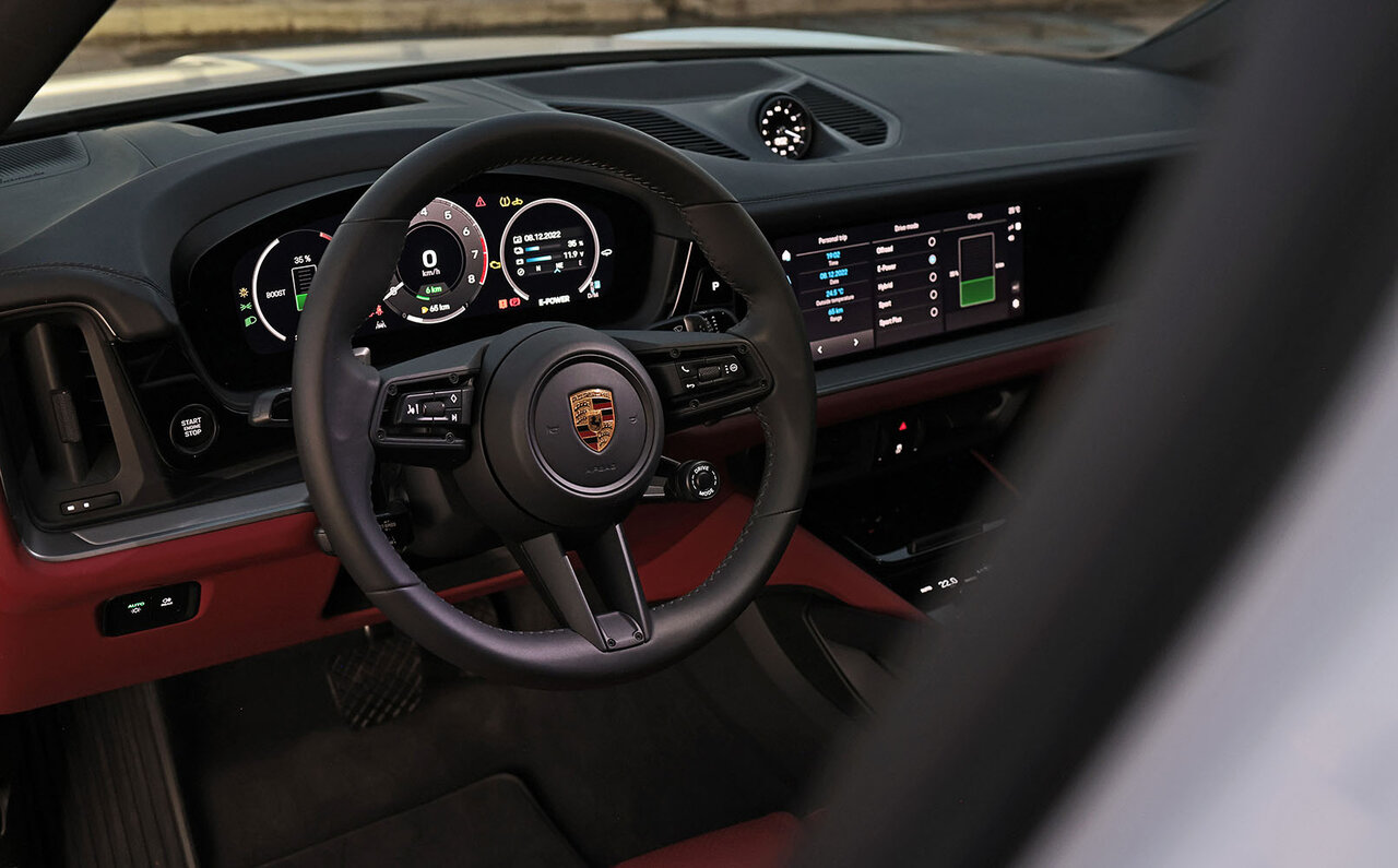 ポルシェ史上、最大級の製品アップグレードがなされた新型カイエンがデビュー｜Porsche