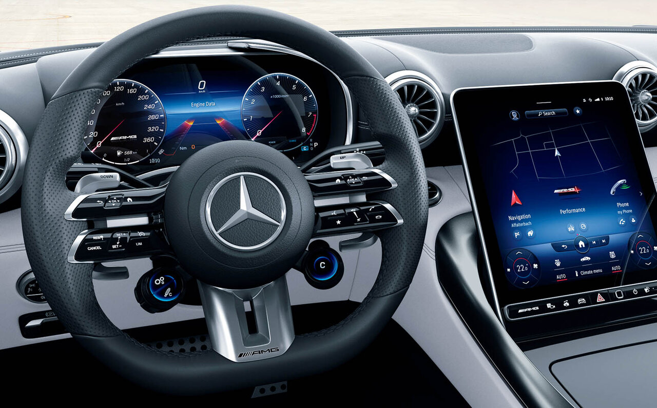 最高出力585ps、最高速度315㎞/h──メルセデスAMG SL 63 4MATIC+ が日本上陸|Mercedes AMG