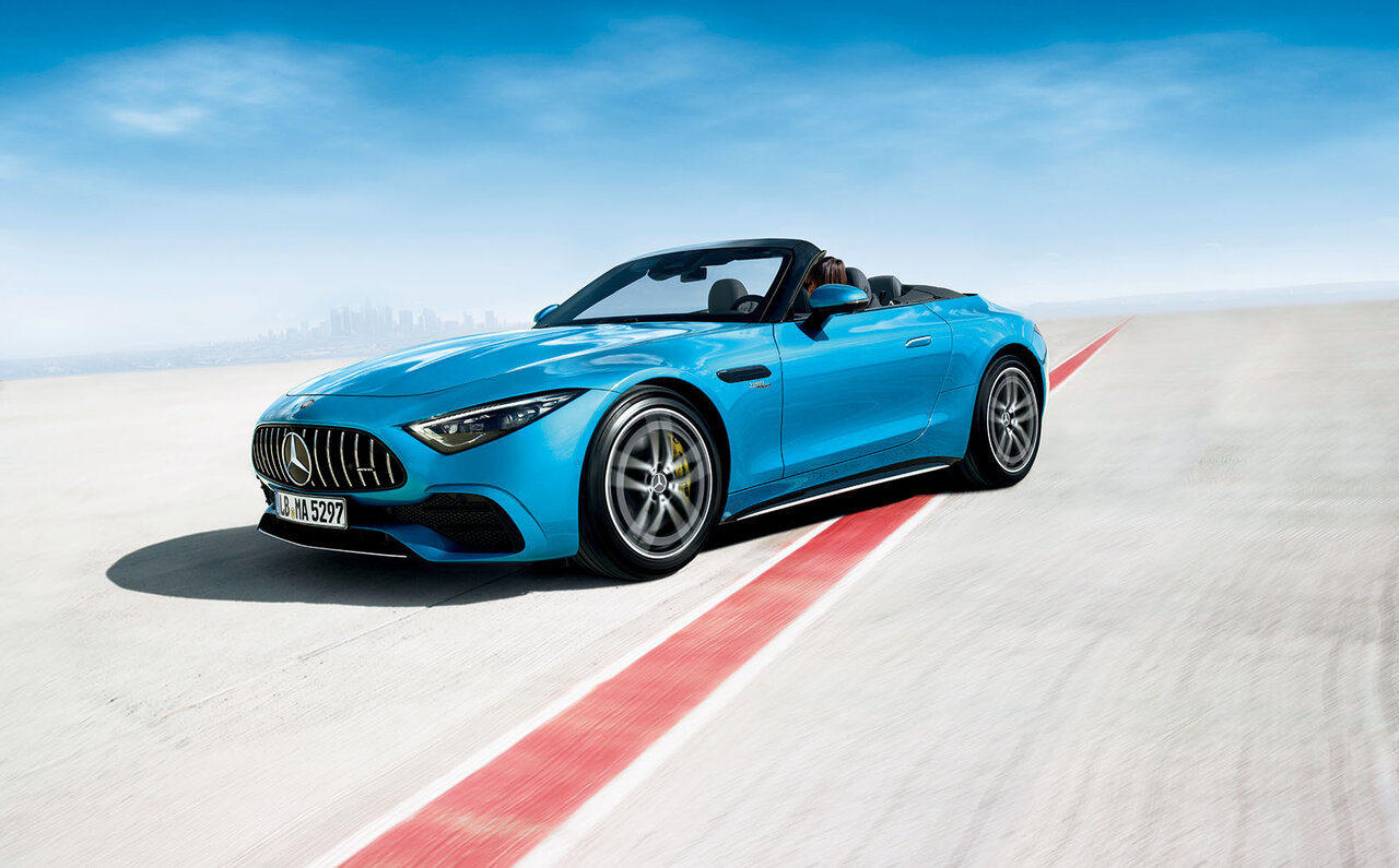 最高出力585ps、最高速度315㎞/h──メルセデスAMG SL 63 4MATIC+ が日本上陸|Mercedes AMG