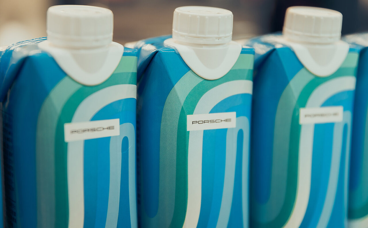 フィリップ・フォン・ヴィッツェンドルフ　ポルシェジャパン代表取締役社長 矢野玲美　ハバリーズ代表取締役社長｜PORSCHE