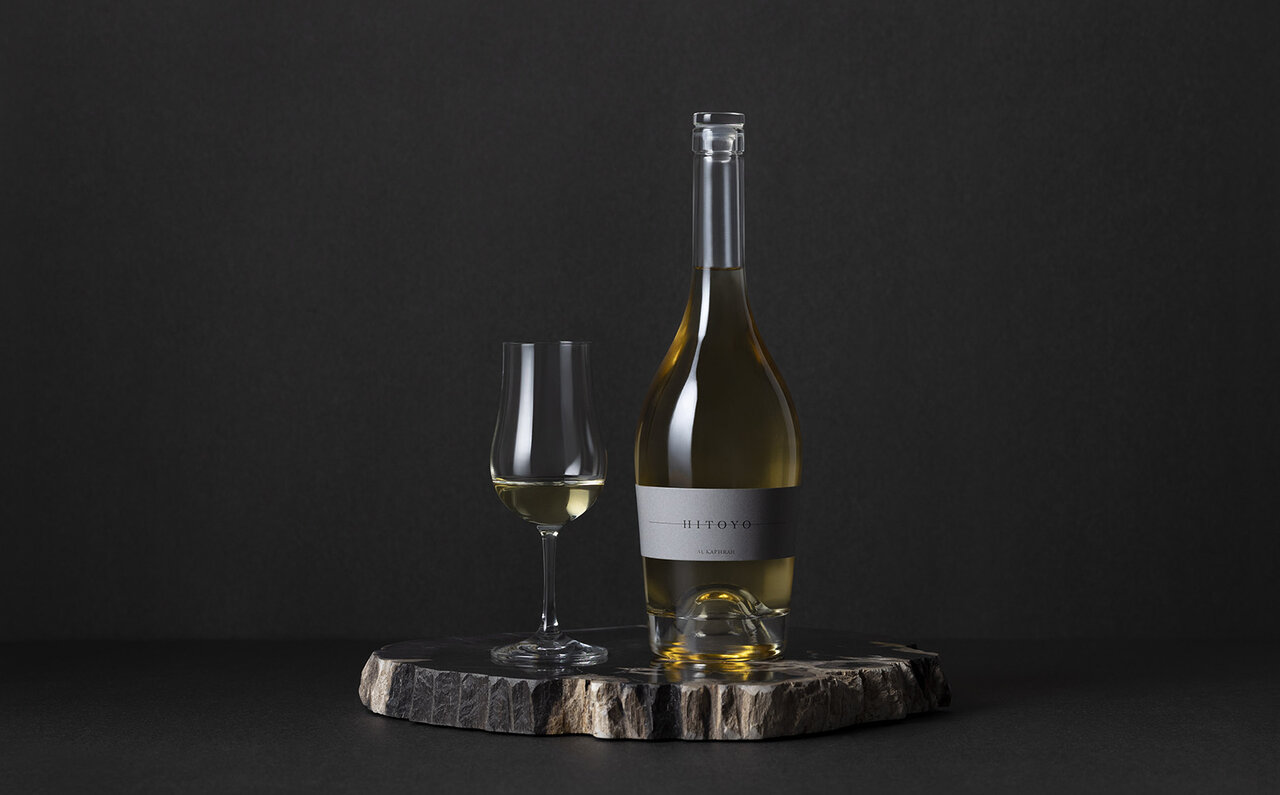 手間と時間を惜しまず仕込んだ、焼酎の新たなスタイル。ラグジュアリー蒸留酒「HITOYO」誕生｜FEATURE