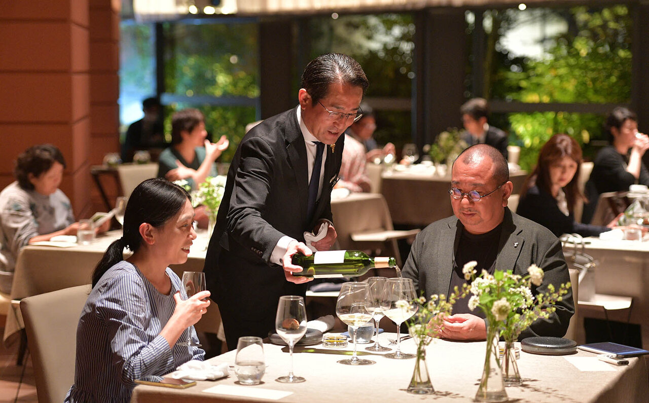 畑を愛でて、ワインを楽しむ。星野リゾートがプロデュースする日本屈指のワインツーリズム|TRAVEL