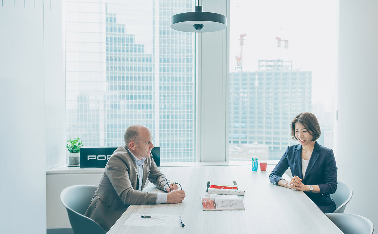 言葉を発する人と、それを伝える人の 「コミュニケーションの本質」とは｜PORSCHE