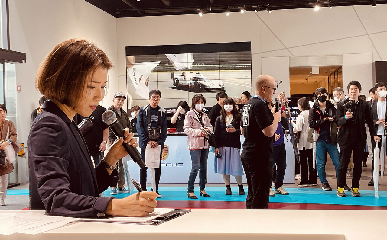 言葉を発する人と、それを伝える人の 「コミュニケーションの本質」とは｜PORSCHE