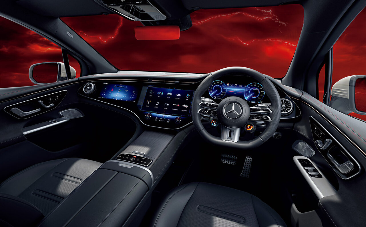 日本の道路事情に合ったボディサイズと取り回しの良さが特長の電動SUV「EQE SUV」が日本上陸｜Mercedes Benz