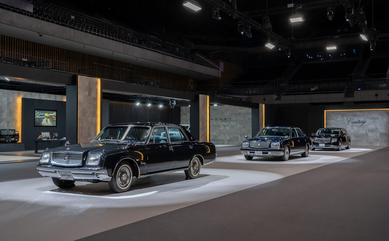 SUVではなかった──まったく新しいスタイルのセンチュリーがついにデビュー｜TOYOTA