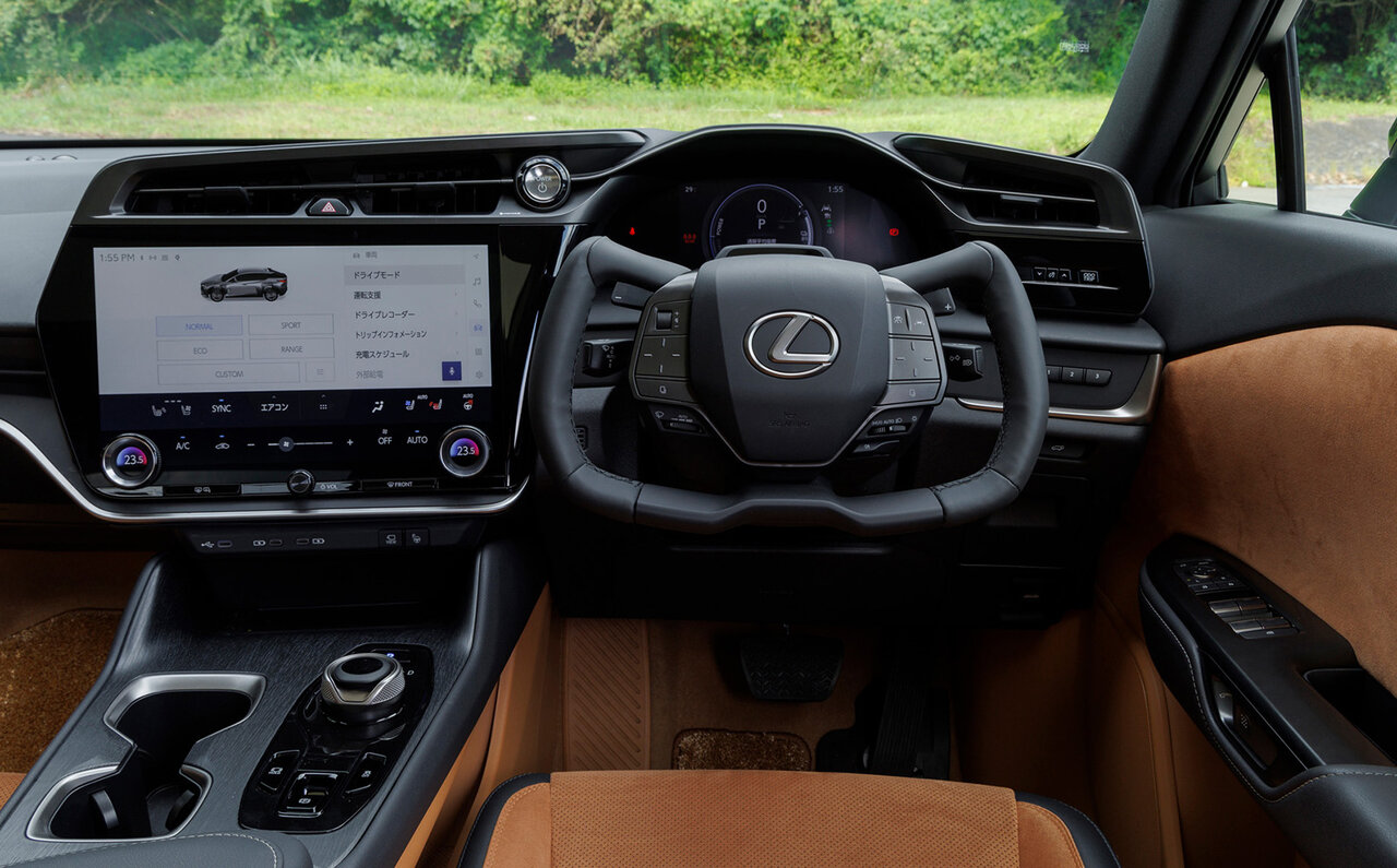 レクサス、新型モデルを一挙に日本初公開|LEXUS
