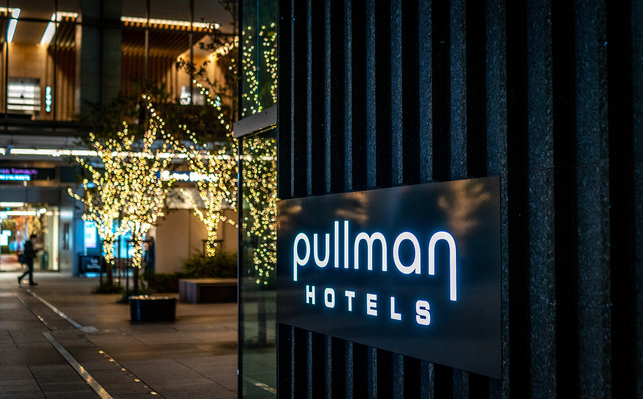 心躍るクリスマス限定ディナーコースが「プルマン東京田町」から登場|EAT