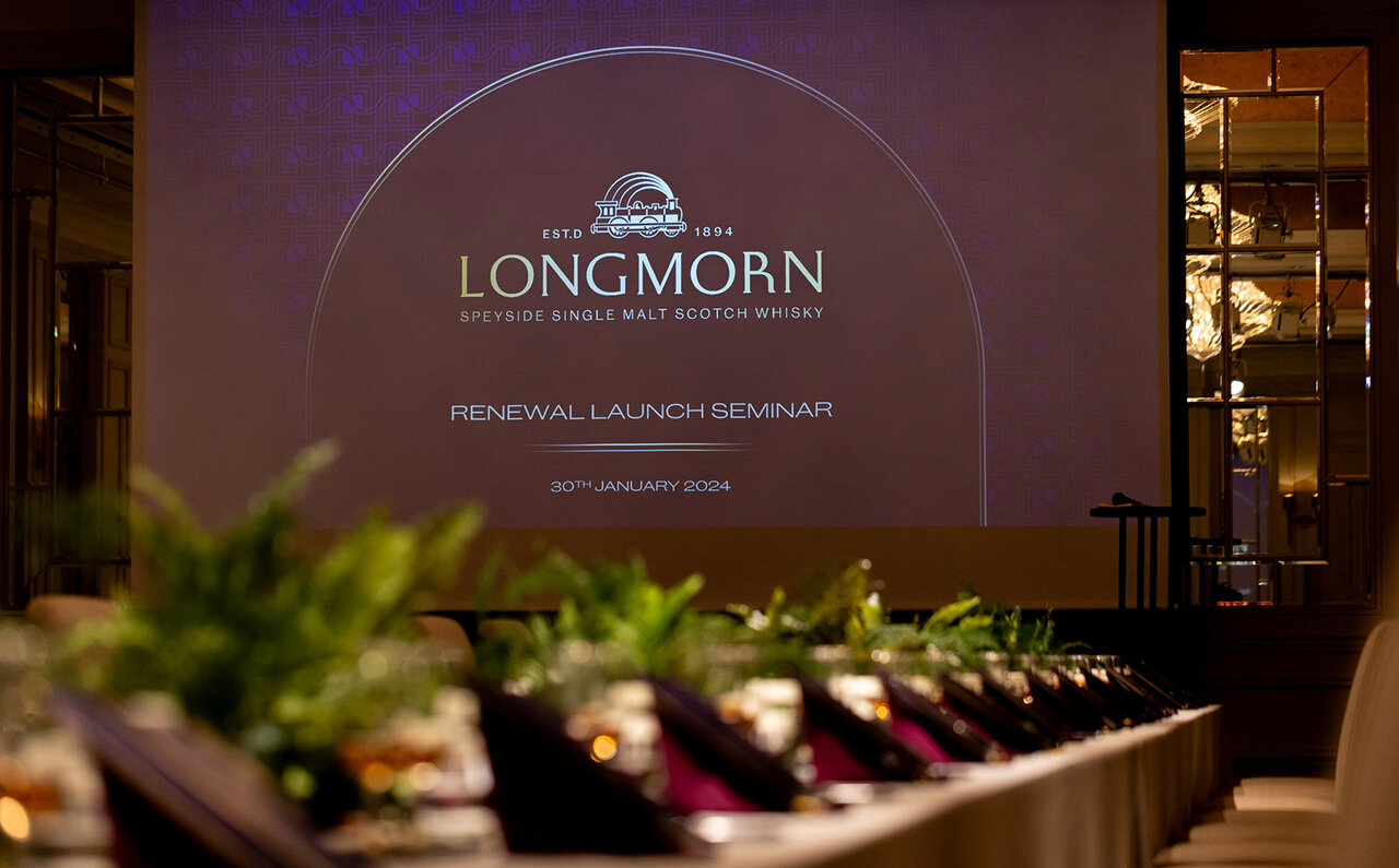 130年の歴史を持つ「ロングモーン」が、味とボトルデザインを一新！｜LONGMORN