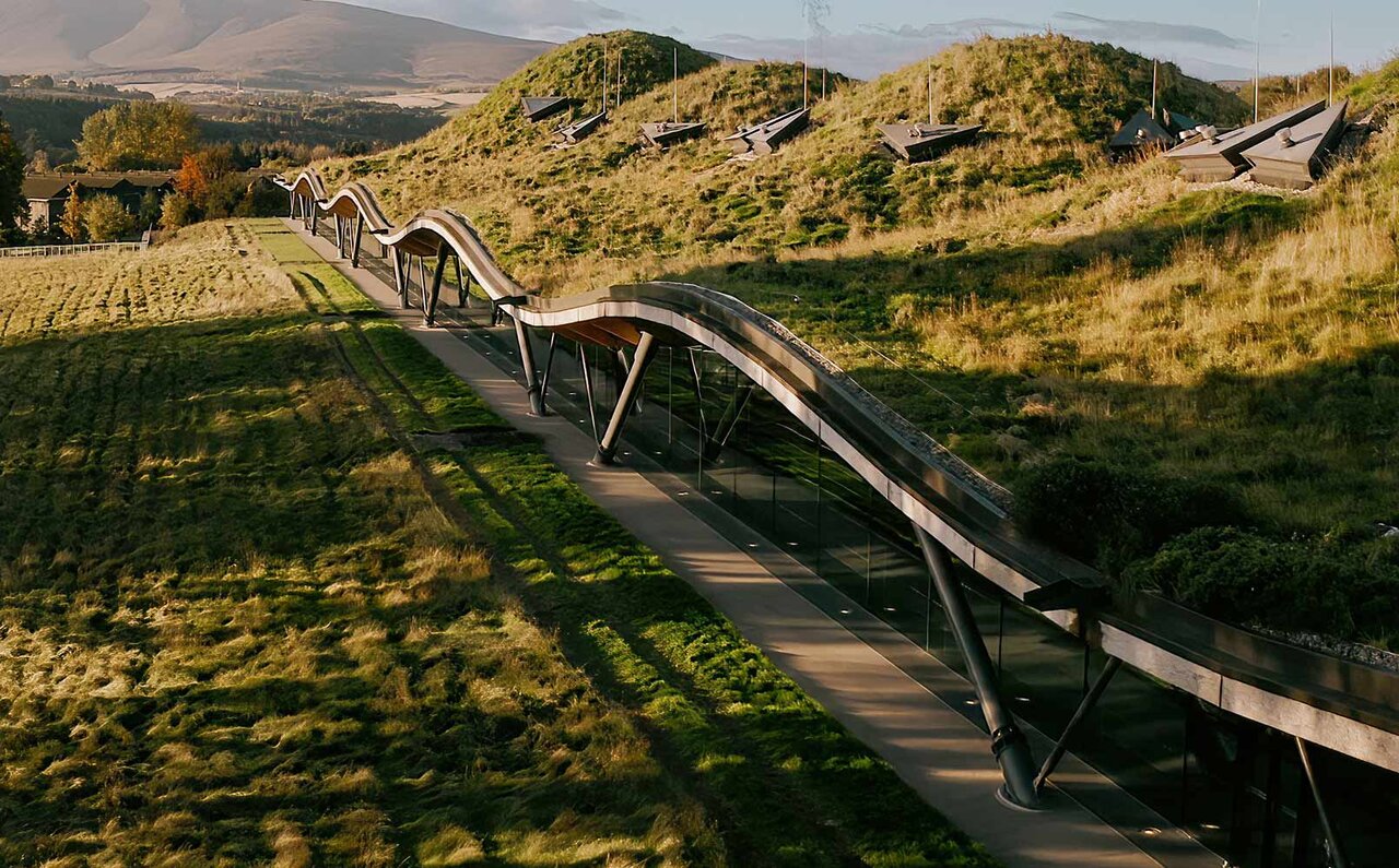 創立200周年を迎えたスコッチウイスキー『ザ・マッカラン』が、2DAYS限定でスペシャルラウンジを開催｜FEATURE