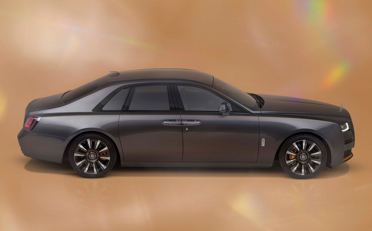 ロールス・ロイス創立120周年を祝う現代のラグジュアリーを体現したゴースト｜ROLLS-ROYCE