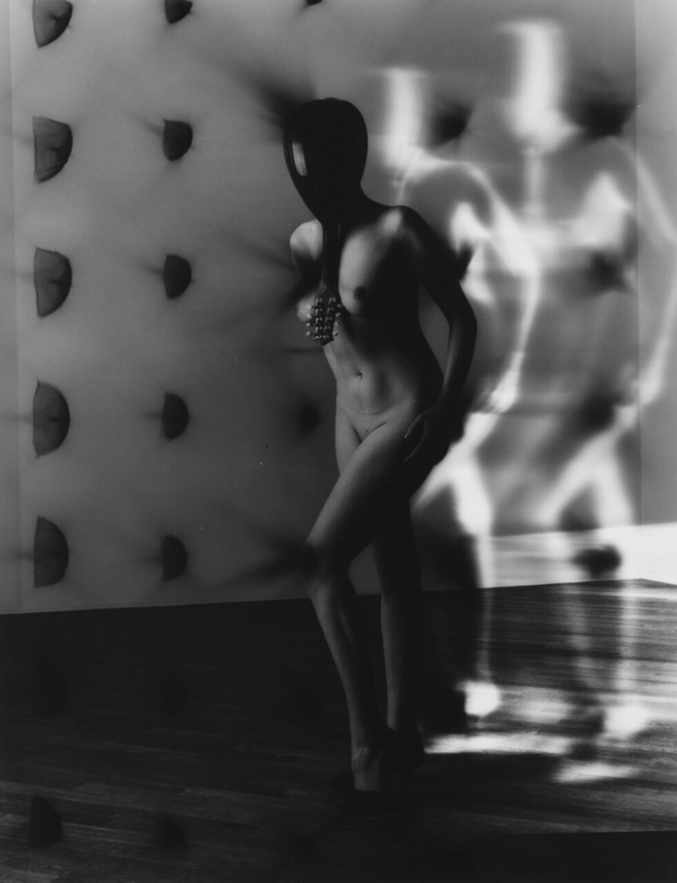 横須賀功光 写真展「新世界」が富山で開催｜LOUNGE