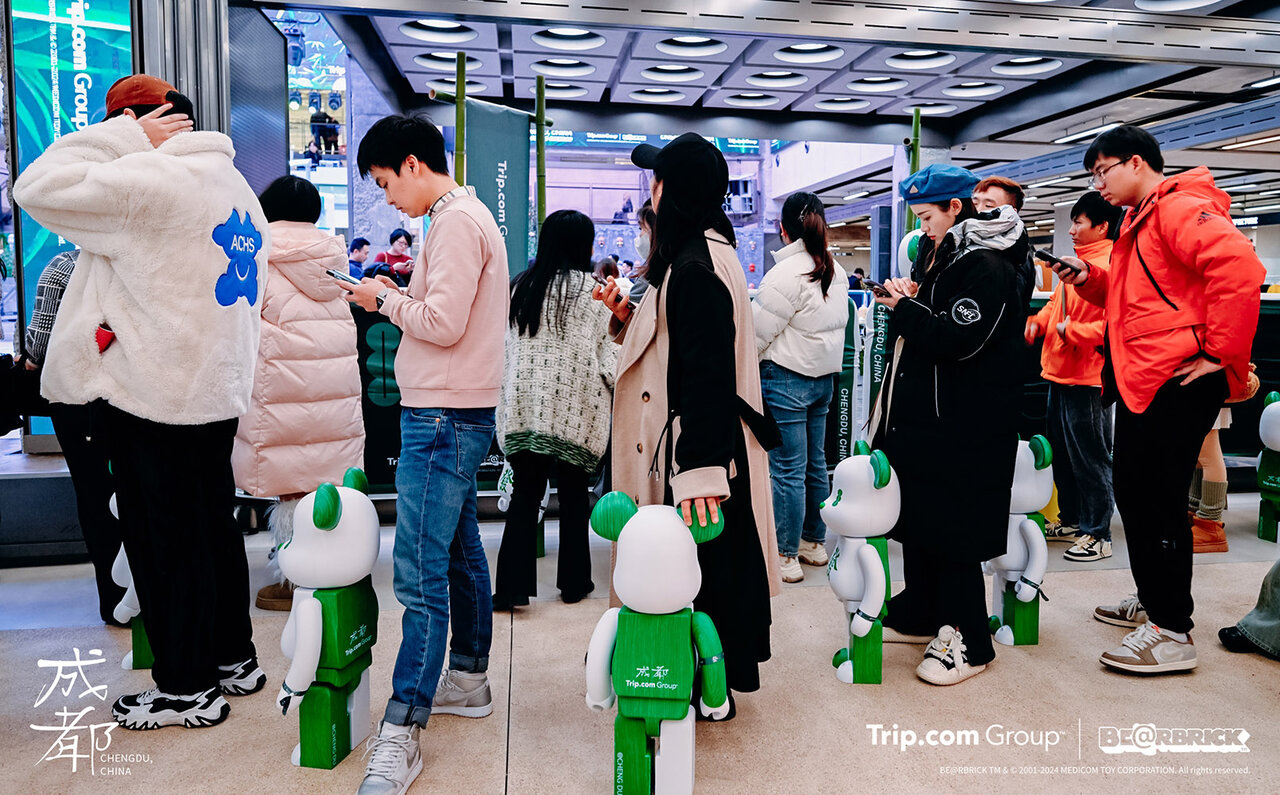 Trip.com × BE@RBRICKのポップアップイベント 5年間で中国10都市を巡ると成都COSMOで発表 | MEDICOM TOY