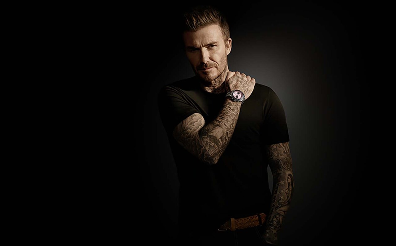 大胆なピンクダイアルが目を惹く新作「ブラックベイ クロノ ピンク」発表｜TUDOR