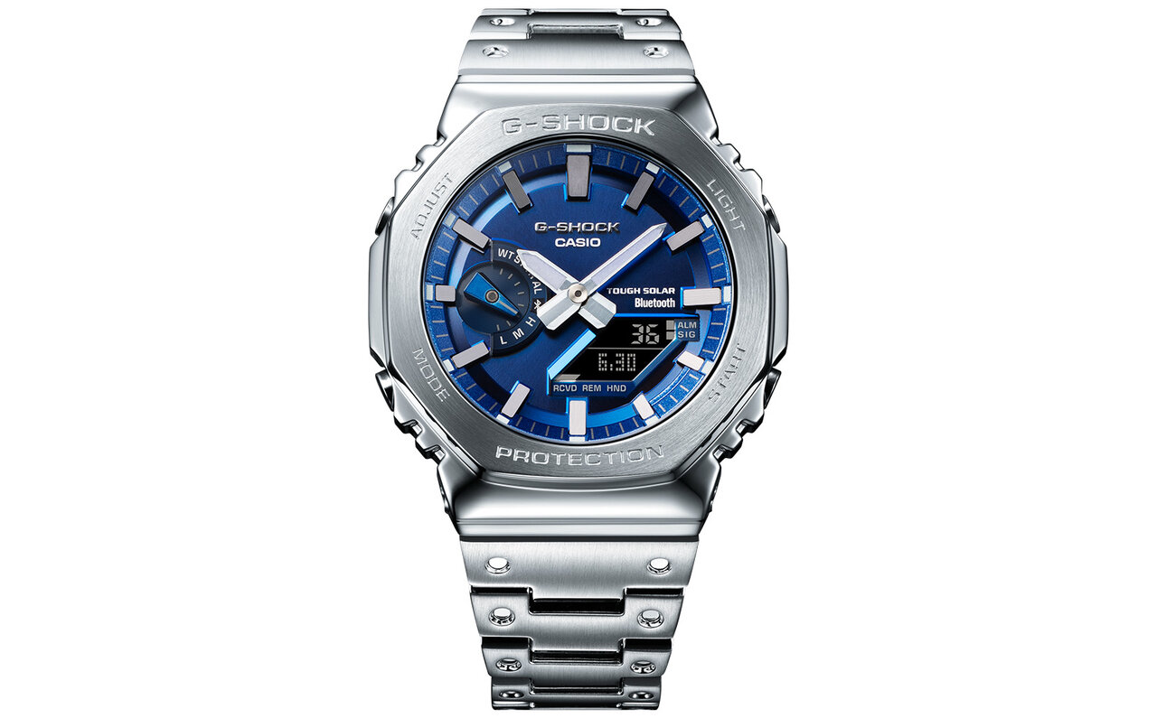 シンプルかつアイコニック！　フルメタル外装をさらりと楽しむ大人のG-SHOCK｜CASIO