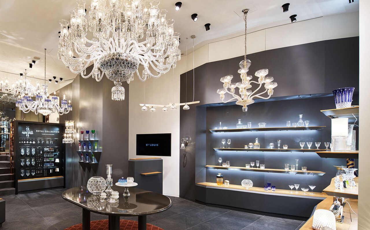 クリスタルメゾン「サンルイ」の旗艦店が麻布台ヒルズにオープン｜ST LOUIS