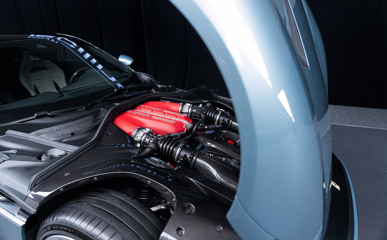 “12気筒”をその名に冠した最新のV12グランツーリズモ「12チリンドリ」がジャパンプレミア|Ferrari