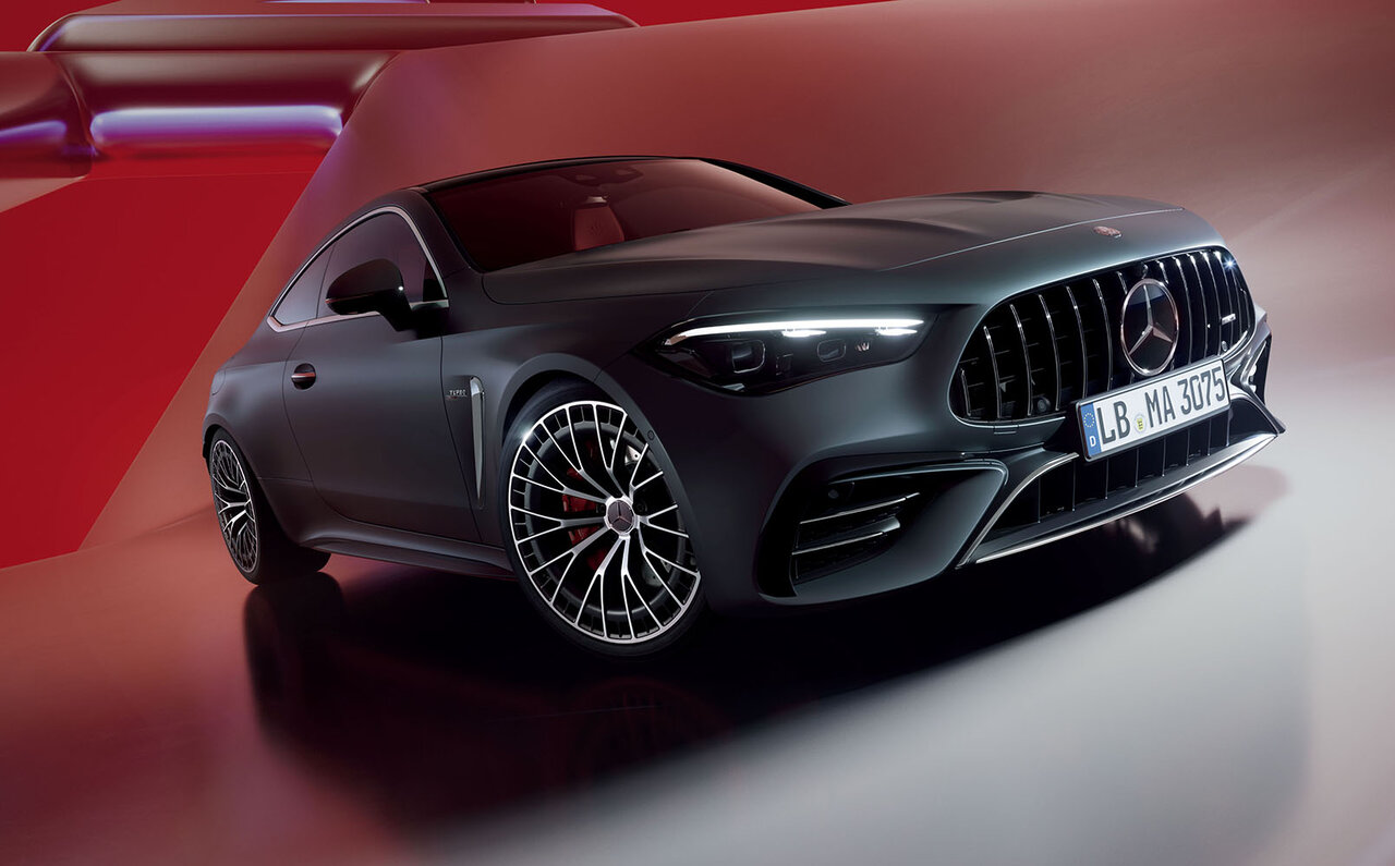 CLEにハイパフォーマンスとカブリオレ、2つのモデルが登場｜Mercedes Benz