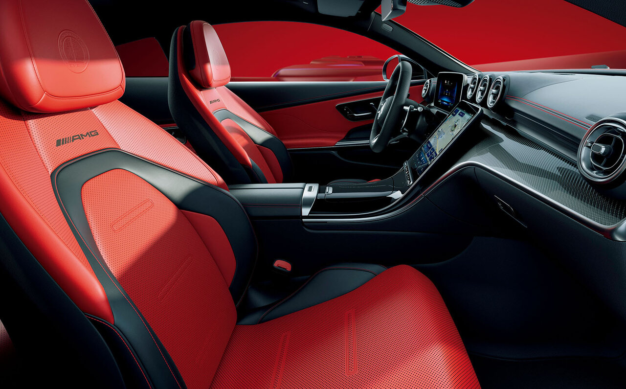 CLEにハイパフォーマンスとカブリオレ、2つのモデルが登場｜Mercedes Benz